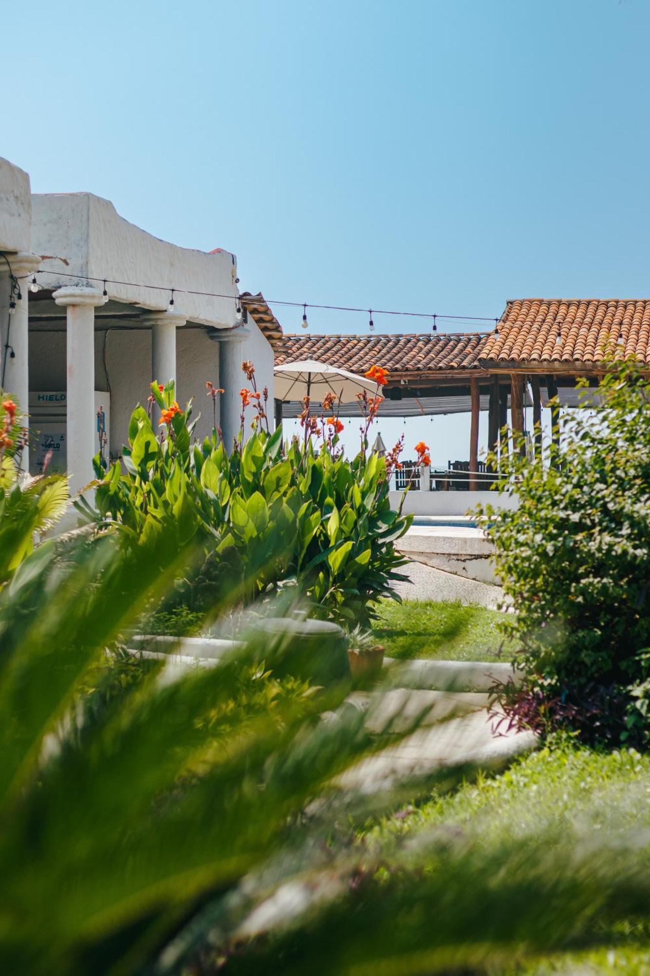 Hotel Tres Santos Troncones Kültér fotó